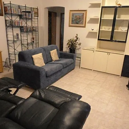Casa Di Lucio * La Spezia
